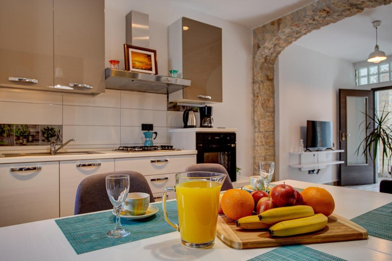 וודניאן Apartment Laura With Terrace מראה חיצוני תמונה